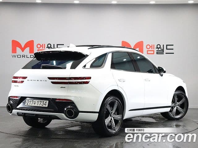 Genesis GV70, 2023 3