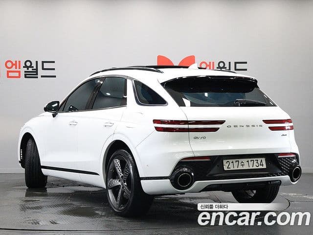 Genesis GV70, 2023 4