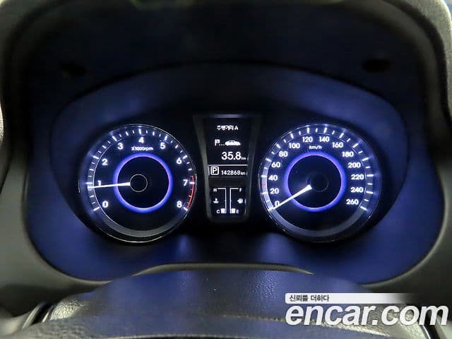 Hyundai Grandeur HG Luxury, 2012 10