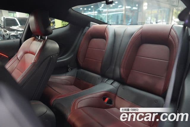 Ford Mustang 7세대 5.0 GT Premium купе, 2024 14