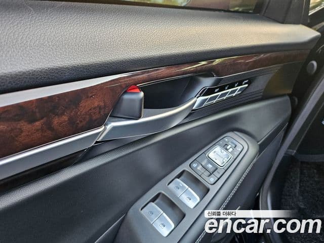 Genesis EQ900 Premium Luxury, 2016 18