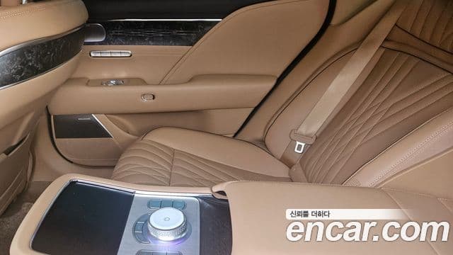 Genesis G90 (RS4) бензин 3.5 турбо e-S/C AWD, 2023 12