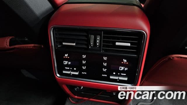 Porsche Cayenne (PO536) 4.0 турбо, 2023 18