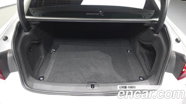 Audi A4 (B9), 2021 20