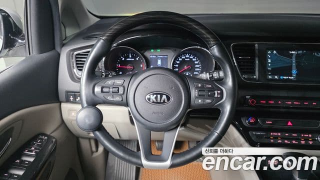 Kia The / новый New Carnival Noblesse, 2019 14