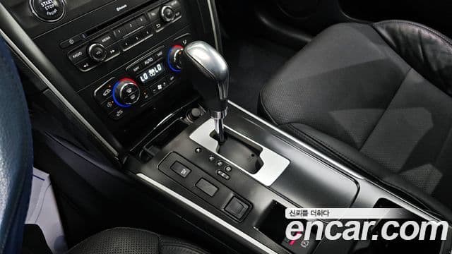 Renault Korea(Samsung) SM7 Nova LPLI 2.0 LPe для людей с инвалидностью, 2016 9