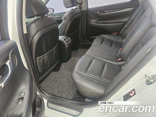 Hyundai Grandeur IG Premium, 2019 17