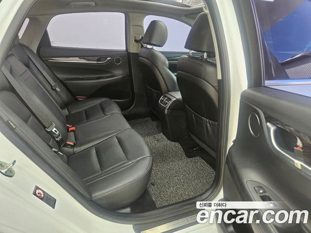 Hyundai Grandeur IG Premium, 2019 19