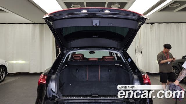 Audi Q8 e-Tron (GE), 2024 20