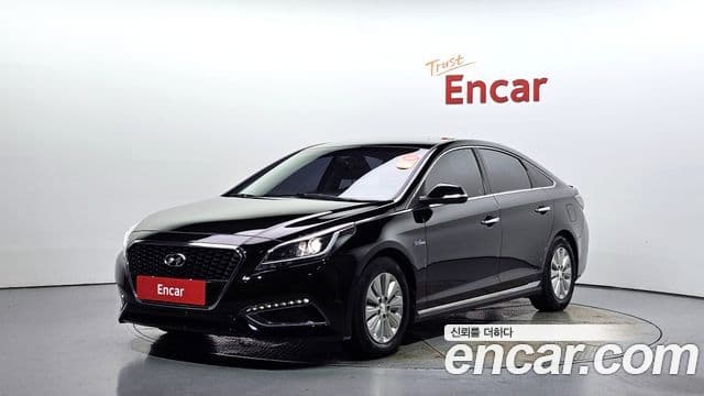 Hyundai LF Sonata гибрид Modern, 2016 1