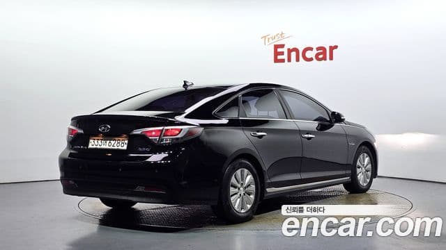 Hyundai LF Sonata гибрид Modern, 2016 2