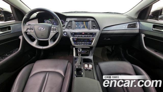 Hyundai LF Sonata гибрид Modern, 2016 7