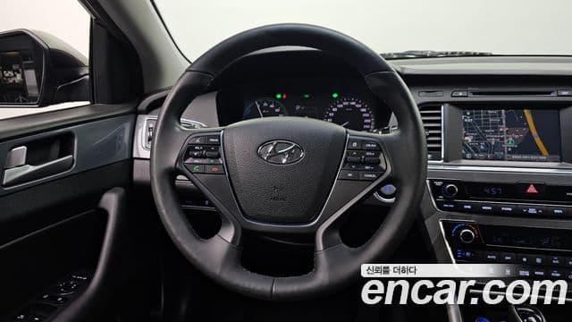 Hyundai LF Sonata гибрид Modern, 2016 16