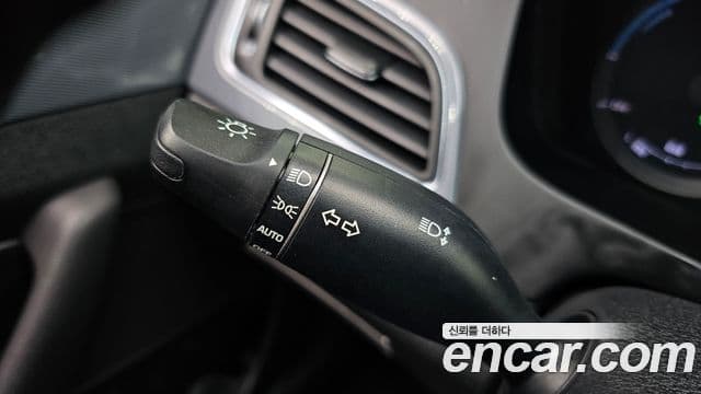 Hyundai LF Sonata гибрид Modern, 2016 17