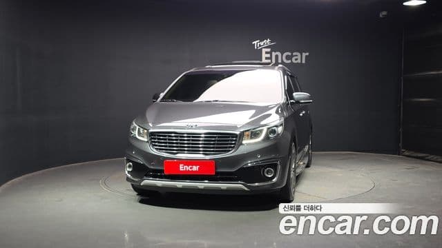 Kia All New Carnival VIP, 2018 3