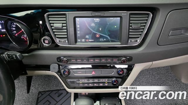 Kia All New Carnival VIP, 2018 14