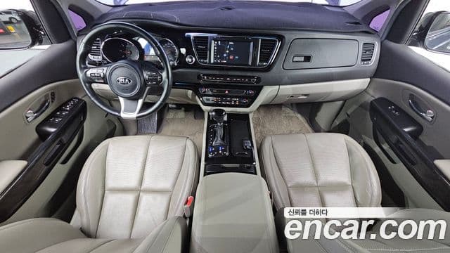 Kia All New Carnival Noblesse, 2016 7