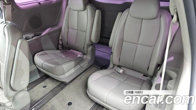 Kia All New Carnival Noblesse, 2016 11