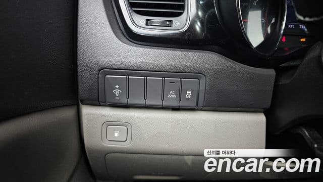 Kia All New Carnival Noblesse, 2016 13