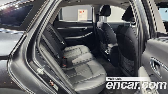 Hyundai Sonata гибрид (DN8) Family, 2021 12