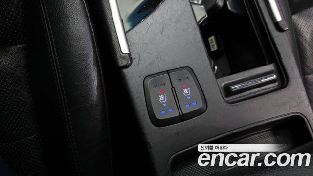 Hyundai YF Sonata Premier, 2011 17