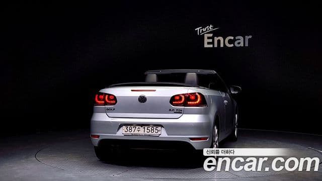 Volkswagen Гольф 6세대 2.0 TDI кабриолет, 2012 4