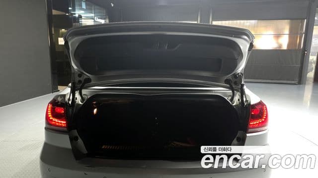 Volkswagen Гольф 6세대 2.0 TDI кабриолет, 2012 20