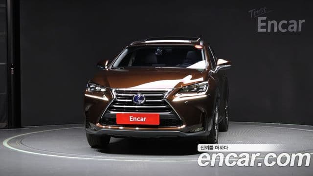 Lexus NX300h Supreme, 2017 3