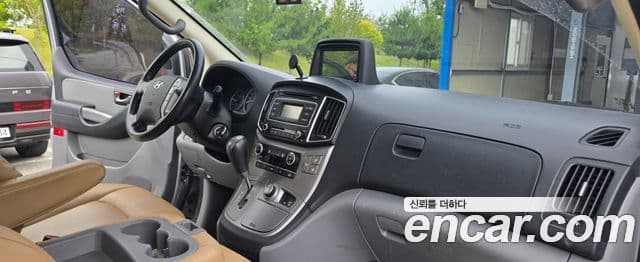 Hyundai Grand Starex 4WD кемпер, 2017 8