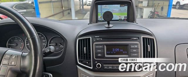 Hyundai Grand Starex 4WD кемпер, 2017 12