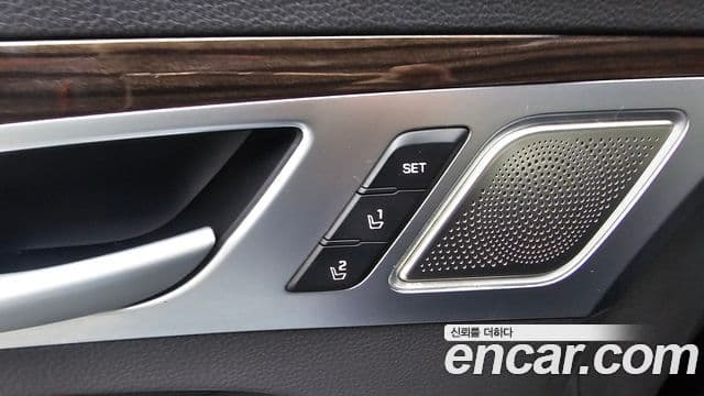 Genesis G80 Premium Luxury, 2017 16