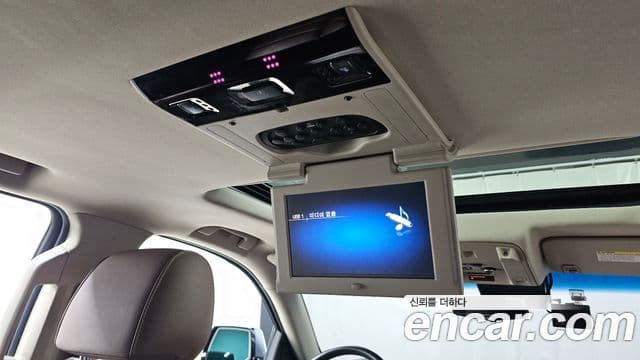 Cadillac Escalade 4세대, 2018 17