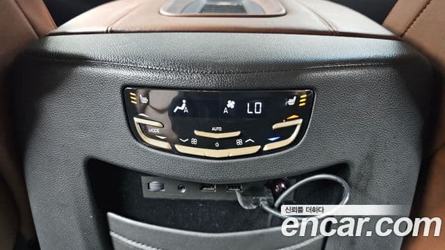 Cadillac Escalade 4세대, 2018 18