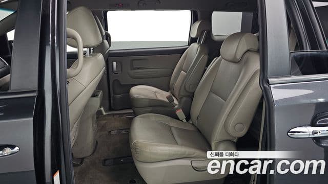 Kia The / новый New Carnival Luxury, 2020 12