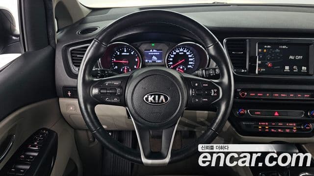 Kia The / новый New Carnival Luxury, 2020 13