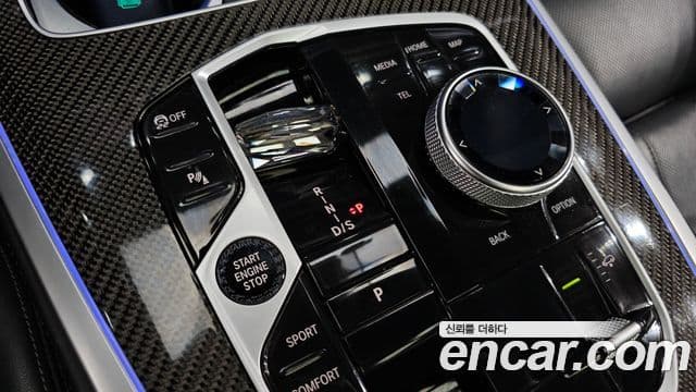 BMW X7 (G07) M60i xDrive M Sport 6인승, 2023 9