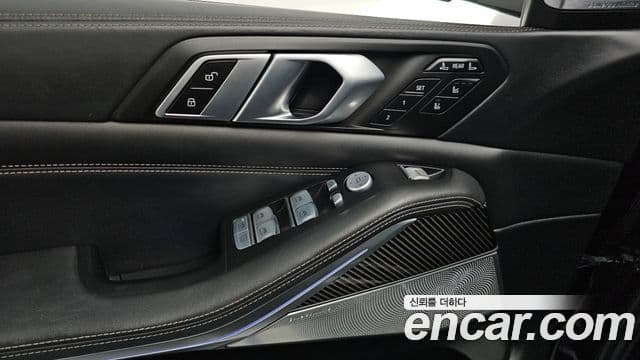 BMW X7 (G07) M60i xDrive M Sport 6인승, 2023 17