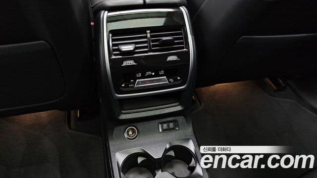 BMW X7 (G07) M60i xDrive M Sport 6인승, 2023 19