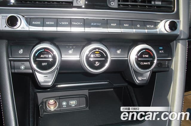 Genesis G70 Advanced, 2019 11