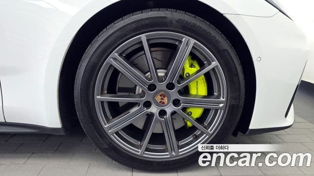 Porsche Panamera (976) 2.9 AWD E-гибрид, 2025 все фото