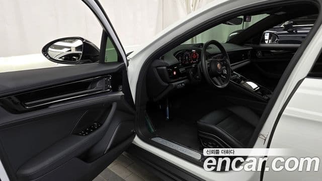 Porsche Panamera (976) 2.9 AWD E-гибрид, 2025 10