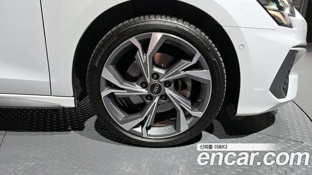 Audi A3 (8Y) Premium, 2023 все фото