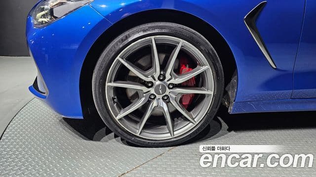 Genesis G70 Supreme, 2018 все фото