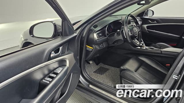 Genesis G70 Advanced, 2018 11