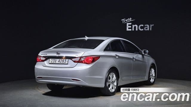 Hyundai YF Sonata LPI Premier(для людей с инвалидностью), 2010 2