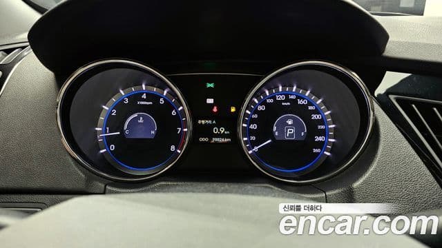 Hyundai YF Sonata LPI Premier(для людей с инвалидностью), 2010 8