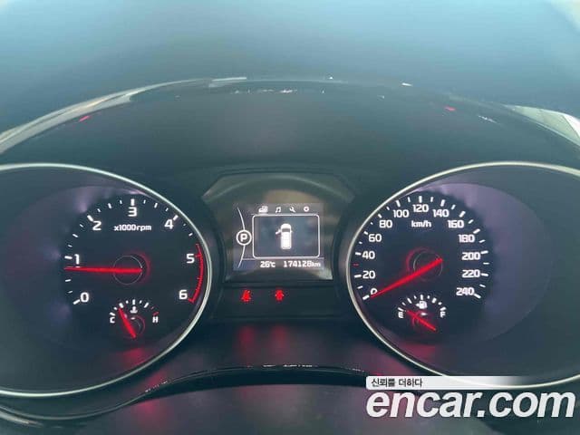 Kia All New Carnival Prestige, 2015 8