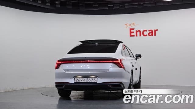 Kia K8 Prestige(арендный автомобиль), 2023 4