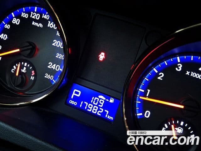 Hyundai Genesis купе 200 турбо R, 2011 8