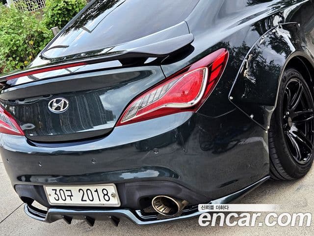 Hyundai Genesis купе 200 турбо R, 2011 13